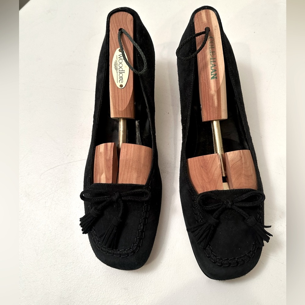 AK Anne Klein vintage black suede gently worn with small heel